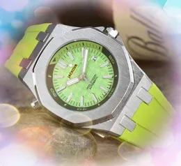 Famosi orologi da uomo di grandi dimensioni in stile sportivo militare Orologio di design per corse automobilistiche di moda Orologio unico con lente d'ingrandimento per movimento al quarzo con cronografo a velocità in silicone