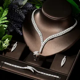 HIBRIDE Einzigartiges brillantes Zirkonia-Hochzeitsschmuck-Set, geometrisch, Afrika, luxuriöses Braut-4-teiliges Set, Festival-Kleid-Bijoux N-192 240115