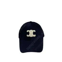 Caps Celiene CEL Cap Beanie Top Quality Hat Luxury Designer Edition Solid Color Tongue Hat pour les femmes en automne et en hiver Simple Versat