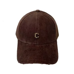 Designer Ball Caps Fashionabla och High Quality Corduroy Hardtop Duck Tongue Hat With Western Style Letter Label Baseball Hat For Women in Autumn and Winter 804k