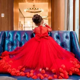 Elbiseler Güzel Tül Çiçek Kız Düğünler İçin Elbiseler Kepçe Boyun Uzun Kollu Süpürme Tren 3D Çiçek Aplike Cemaat Elbise Kızlar Pageant