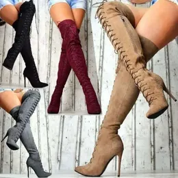 Style de commerce extérieur automne et hiver sexy talon mince talon super haut pointu 40-43 genou haute femmes Boots889 240115