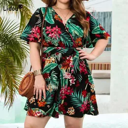 Grundläggande casual klänningar BASIC CASIAL Dresses Robe Trapze Imprime de Fleurs Pour Femmes Style Bohme Col En V Manches Courtes Grande Taille Longueur aux Genoux YQ240115