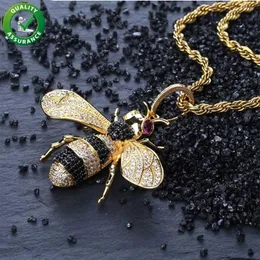 Pendentif glacé Hip Hop Bijoux Micropave Simulé Diamant CZ Bling Bee Pendentif Collier avec Chaîne De Corde pour Hommes De Luxe Designer187l