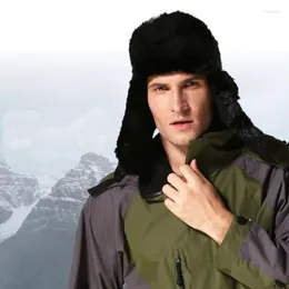 قبعات Berets Winter Dark Bomber مع حماية الأذنين Gorro Ruso Hombre Ushanka ركوب قبعة الفراء الروسية