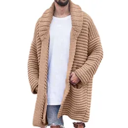 Maglione cardigan di media lunghezza alla moda da uomo autunno e inverno con colletto a bavero e giacca di lana da uomo a maniche lunghe