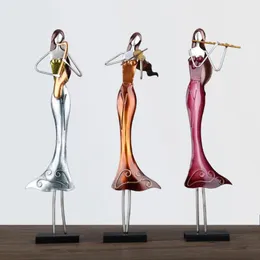 현대 오케스트라 음악 악기 장식품 바이올린 색소폰 플루트 벨 벨 공연자 심포니 단철 초록 장식 240116