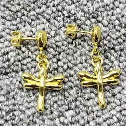 Stud Earrings 2024 UNOde50 Exquisite Fashion Electroplating 925 14K Dragonfly Party Jewelry Gifts