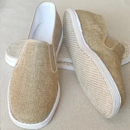 Hand-Made Linen Shoes Men Canvas Shoes Fashion Classic Casual Shoes Flat Bottom Pure Cotton Breathable Old Beijing Cloth Shoes 240116