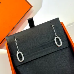 Pendientes de lujo de diseñador Marca francesa Alta calidad 925 Plata pura Mujer Encanto Clásico Nariz de cerdo Borla Colgante Galvanizado Mijin Chica Regalo de moda simple