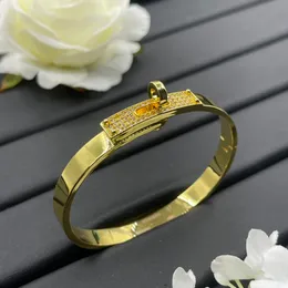 Designer pulseira feminina pulseiras diamante incrustado moda luxo pulseira de ouro alto valor sem perda de cor e não-alérgico