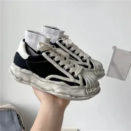 Женские парусиновые кроссовки, грязная обувь, студенческая обувь на толстом растворяющемся каблуке, белые спортивные кроссовки на шнуровке для женщин 240115