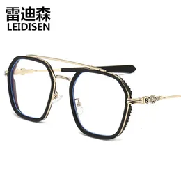 2024 Luxury Designer CH Solglasögon för kvinnor Chromes Glassar Ramar Mens Ny Fashion TR90 Flat Heart Eyeglass Frame Ladies Unisex Högkvalitativ glasögon HW12