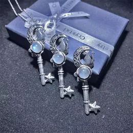 Wunderschöne Anhänger-Halsketten, echtes natürliches Mondstein-Kristall-Geschenk