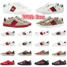 Kutu Yürüyüş Lüks Tasarımcı Ayakkabı Erkek Kadınlar İtalya Arı Arı Beyaz Daireler Deri Zapato Yeşil Kırmızı Çizgili İşlemeli Çiftler Eğitmenler Sneakers