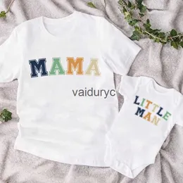 Familienübergreifende Outfits Mama Little Man Printed Family Matng Kleidung Mutter Sohn Kurzarm Outfit Shirt Fashion Mom Boy T-Shirt Tops Baby Bodsuit H240508