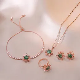 Set di orecchini per collana, anello per bracciale in pietra verde con fiocco di neve rotante da 4 pezzi per regalo di Natale per matrimonio color oro rosa da donna