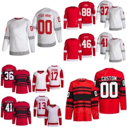 Takım Hokey 17 Daniel Sprong Jersey Çocuklar Erkek Kadınlar 46 Jeff Petry 36 Christian Fischer 13 Pavel Datsyuk 88 Patrick Kane 41 Shayne Gostisbehere 37 JT Compher Dikiş