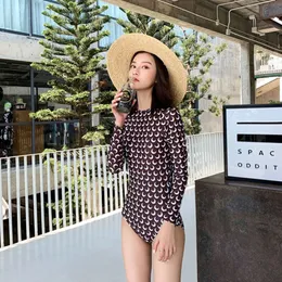 Moon New Fairy Fan One-piece Hot Spring Swimsuit Women Cover Their Belly Appear Thin Conservative Long Sleeved and Sexy Backless Dress Designer Marine Top T22