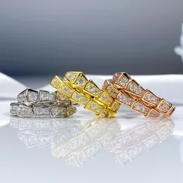 Hochversion V Gold 2023 Neue schmale Edition S Silber plattiert Gold Elastic Öffnung Voller Diamantschlangenform -Frauenring