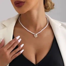 Bijoux de Niche française, chaîne de clavicule à nœud doux, Imitation de perles, collier court pour femmes