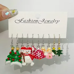 매달린 귀걸이 2024 트렌디 한 크리스마스 세트 만화 귀여운 산타 클로스 크리스마스 나무 엘크 눈사람 눈송이 드롭 귀 스터드 선물