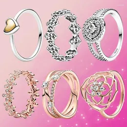 Cluster Rings Pa Dor S925 Sterling Silver Rose Love Crystal Woman's Ring är lämplig för bröllopsgåvor Högkvalitativa Fashion Charm smycken