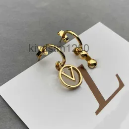 Stud Frauen Mode Gold Ohrringe Luxus Designer für Asymmetrische Einfachheit 2023 Brief Pflanze Zubehör Ohrstecker Schmuck mit Box U2PE
