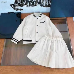Luksusowe dziewczyny dresy projektantki dla dzieci garnitur baseballowy jesienna imprezy dla dzieci rozmiar 110-160 Pojedyncza kurtka piersiowa i spódnica nov10