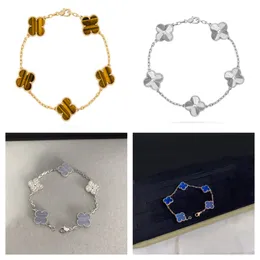 Four Leaf Clover Charm Lucky Bracelet Heart Crystal Pendant Bracelet Gold Link Valentine's Day Jewelry Gift for Women