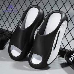 Pantofole da ginnastica estive per donna Uomo Scivoli con piattaforma con fondo spesso Sandali sportivi unisex vuoti in EVA morbido Scarpe da spiaggia casual 240117