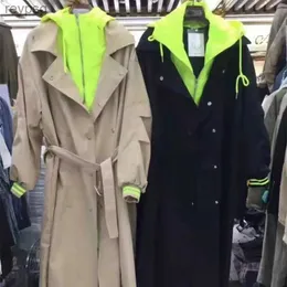 Couro feminino couro falso de alta qualidade 2022 primavera com capuz trench coat coreano plus size cáqui casaco longo feminino trenchcoat roupas de outono femme yq240116