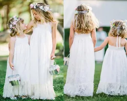 Weiße Spitze Neckholder Blumenmädchenkleider für Hochzeit am Strand 2016 rückenfrei bodenlangen Mädchen Festzug Kleider Kinder formelle Kleidung Chea7831543