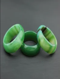 Natuurlijke agaat jade ring Unieke persoonlijkheid Men039s duim wijsvinger middelvinger gewikkeld zijde agaat gewaagde ring7240511