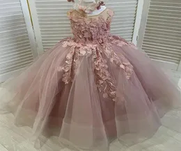 2021 Sheer Neck Beaded Flower Girl Dresses Hand Made Flower Tulle Lilttle Kids 생일 대회 결혼식 가운 ZJ04657599083
