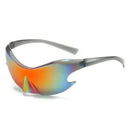 Y2K sci-fi glasses for women with a sense of technology and sports male cycling sunglasses one-piece personalized punk