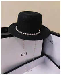 Wide Brim Hats 2021 Sun Hat for Women Straw Flat Top Pearl Chain Fedoras Ladys 여름 모자 바이저 우아한 빈티지 1117190