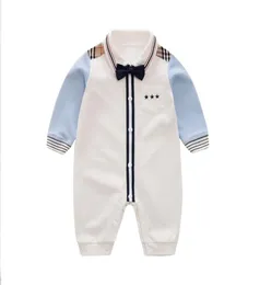 Yierying Baby Casual Romper Boy Gentleman Style Oneie na jesienny kombinezon dla dzieci 100 bawełny LJ2010236151229