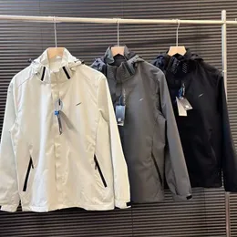 Дизайнерские мужские куртки с капюшоном, технический плащ, водонепроницаемый весенне-осенний жесткий пиджак, женские толстовки с капюшоном, ветровка, штормовой костюм, спортивные пальто на открытом воздухе, одежда для скалолазания