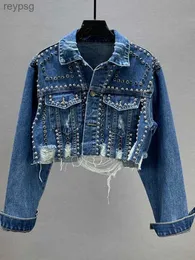 Jaqueta jeans feminina de couro falso de couro feminino 2023 primavera verão nova na indústria pesada rebite cravejado jaqueta jeans feminina desgastada com contas de unha jaqueta top YQ240116