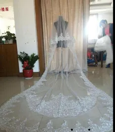 بيع الفاخرة الحقيقية الحجاب الزفاف حجاب ثلاثة أمتار حجاب طويل الدانتيل بلورات زينتين طبقتين الكاتدرائية طول رخيصة Brid5513731