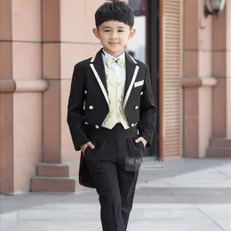 2016 New Children Tailcoat Black Tuxedoセットコスチュームバースデーファッションカジュアルフォーマルボーイウェディングスーツブレザー5PCSセットF10162885