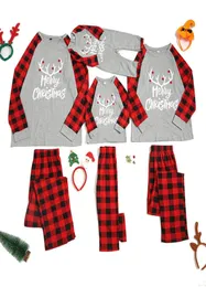 Pigiama per la famiglia di Natale Set vestiti di Natale Vestito per genitori e figli Home Sleepwear New Baby Kid Papà Mamma Abiti per la famiglia coordinati LJ2011860273