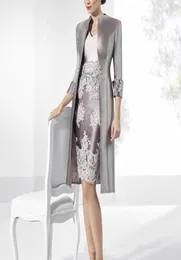 2019 Elegant Grey Lace Mother Of the Bride Dresses with Jacket 34 Long Sleeves Sheath Plus Size Mother039s Dress Formal Evenin1693221