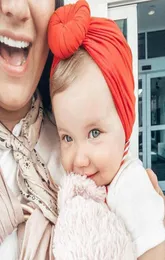 10pc bebê menina cor sólida chapéus redondos bebes recém-nascidos cabeça turbante capuz atado boné chapéu de algodão macio cabeça argola infantil beanie3669583