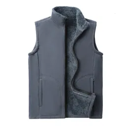 Plus Size Cashmere Men Sleeveless Vest Jackets Fashion Wool Male CottonPadded Coats Warm Waistcoats Clothing 8XL 240116