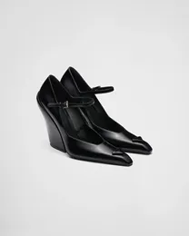 Sapatos de vestido Bombas de couro escovado feminino 95 mm salto preto genuíno marca real Oeing 8882312202427