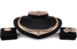 Brincos Colar FARLENA Jóias Cor Dourada Oca Out Bangle Anel Para Mulheres Africano Dubai Nupcial Sets7710236