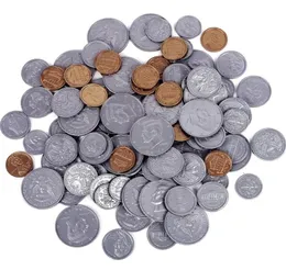 Play Money Coin 100pcsset Pennies 20 كل من سن المائة من Nickles و Quanters Halfdollars عملة بلاستيكية مزيفة للأطفال التعلم 6483403