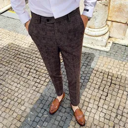 Pantaloni 2019 Autunno Inverno Pantalon Clasico Hombre Pantaloni da abito scozzese Pantaloni da uomo Pantaloni da sposa Pantaloni da ufficio da uomo Pantaloni da lavoro Slim Fit